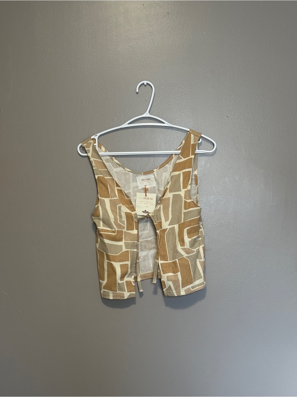 Women’s Geometric Tie-Front Vest, brand new with tags - Beige